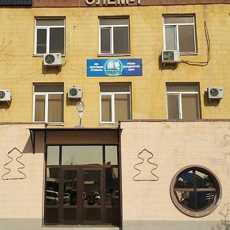 Элем-Т Vandrarhem Aktau  Exteriör bild